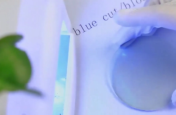 Lente fotocromática bloqueadora de luz azul