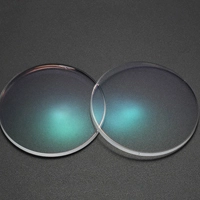 Lentes de prescripción de alto índice 1.74 con recubrimiento súper hidrofóbico, los más delgados.